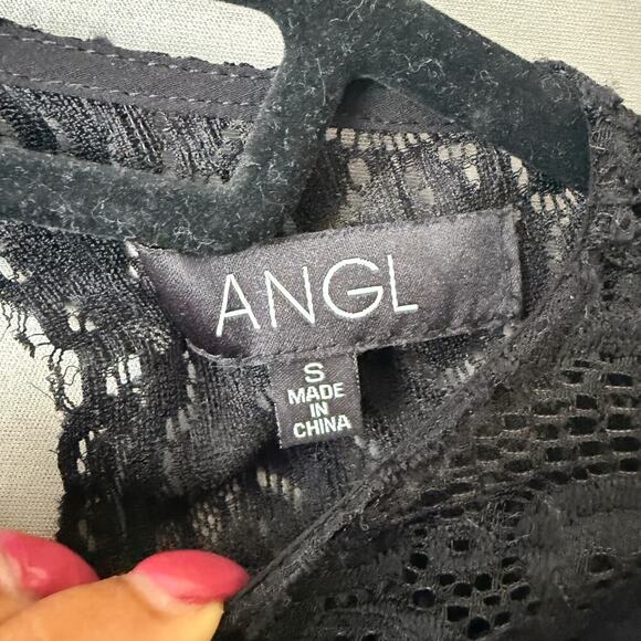 ANGL sz S black lace‎ romper jumpsuit - Picture 2 of 8
